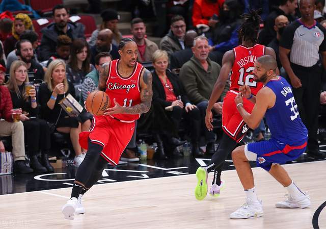 转会市场多笔交易完成