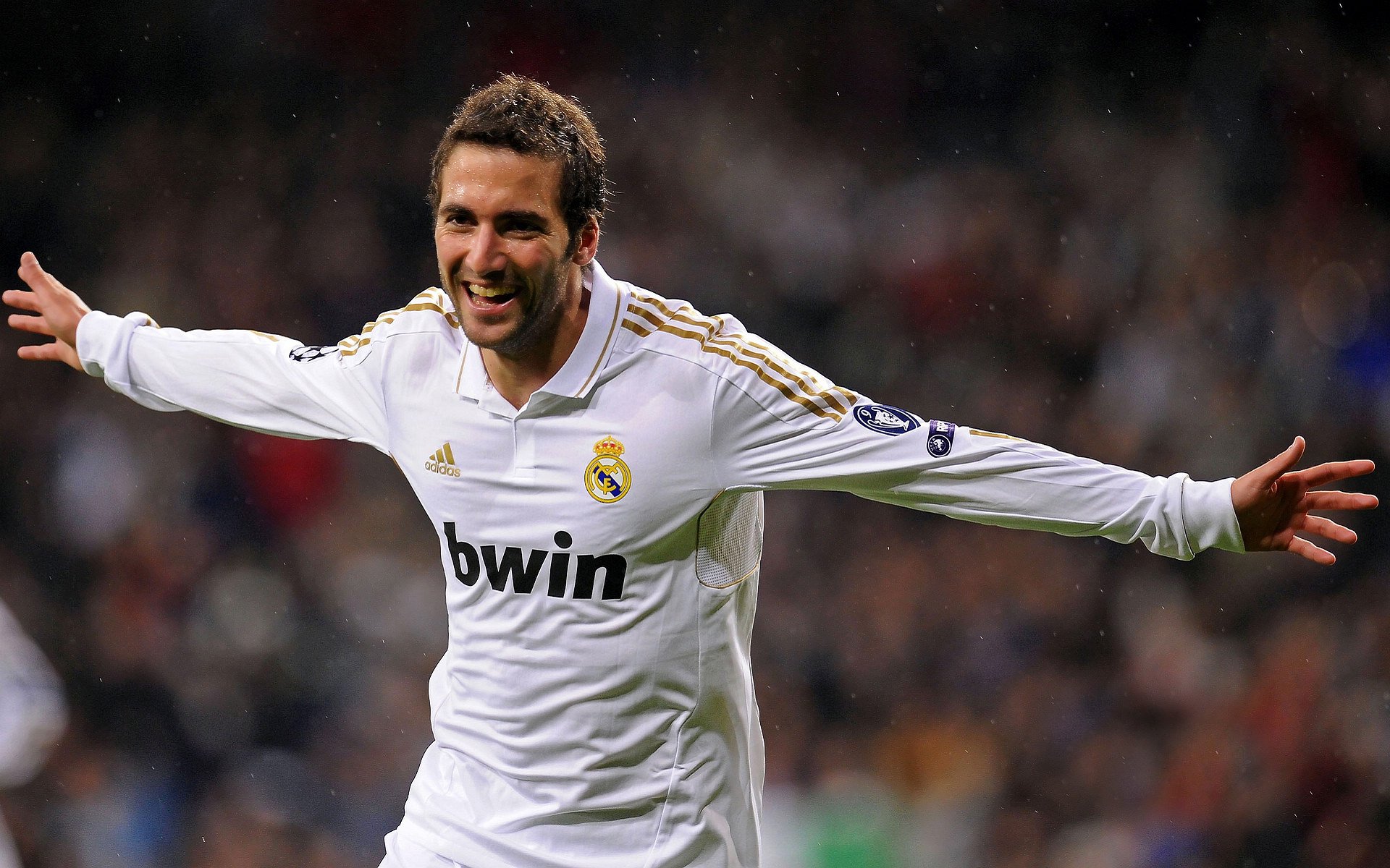 Rookie十赛季巅峰闪耀，尤文图斯球迷隔空狂欢